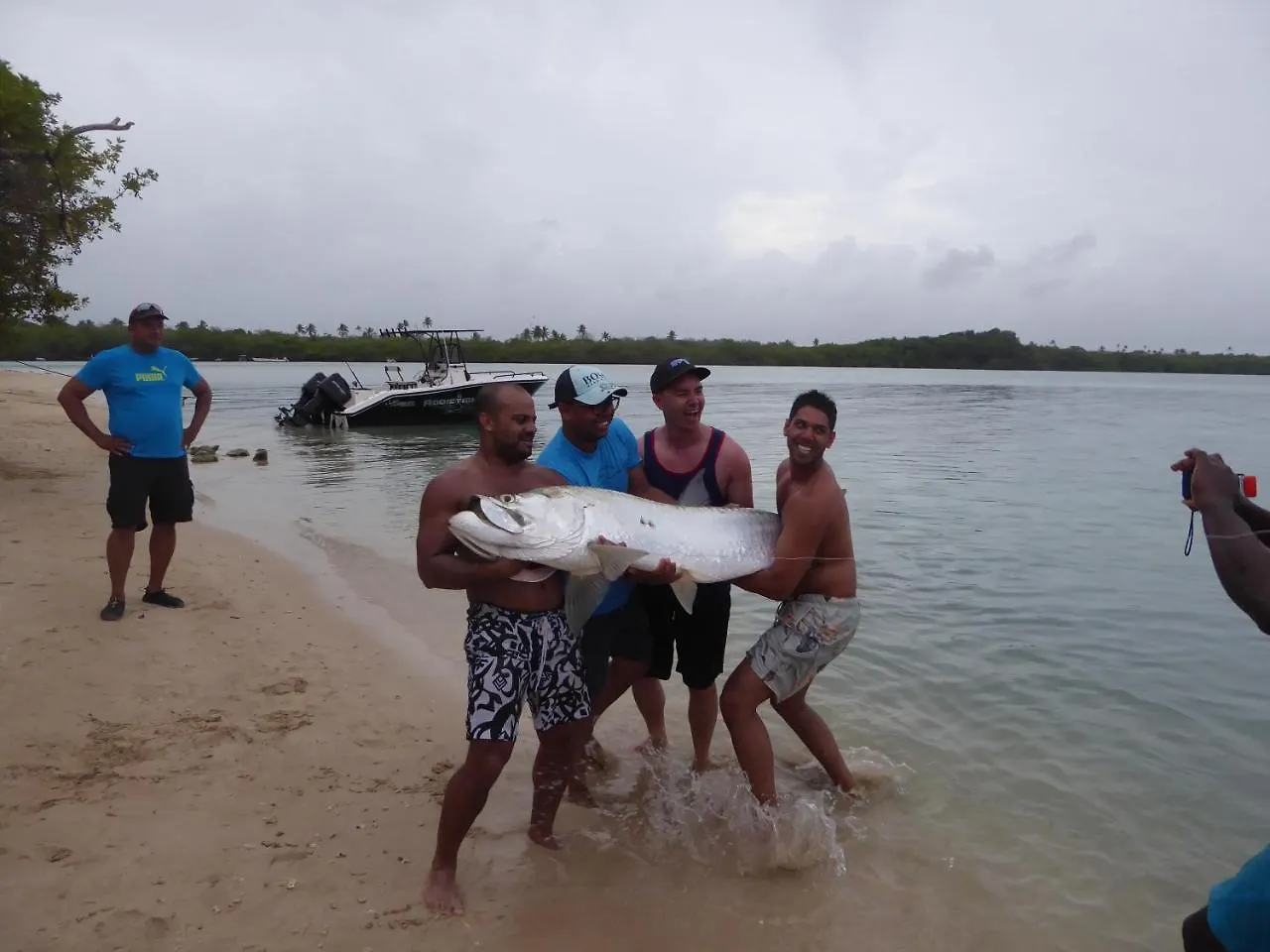Fish Tobago Hostel Buccoo Trinidad a Tobago