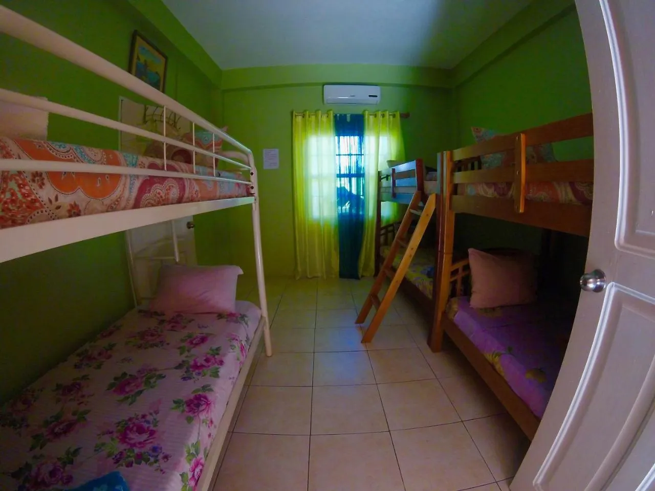 Fish Tobago Hostel Buccoo