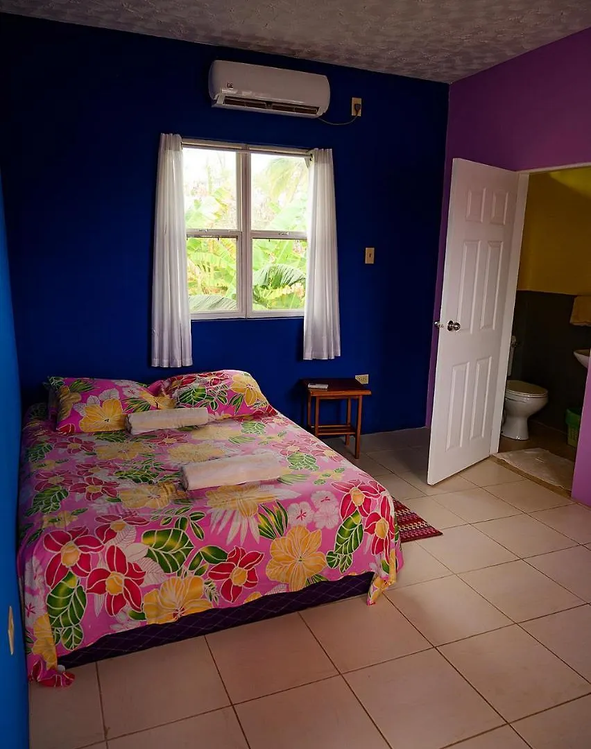 Fish Tobago Hostel Buccoo