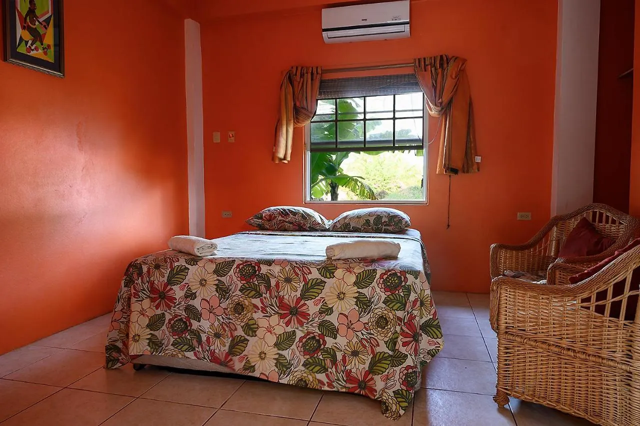 Fish Tobago Hostel Buccoo 0*,